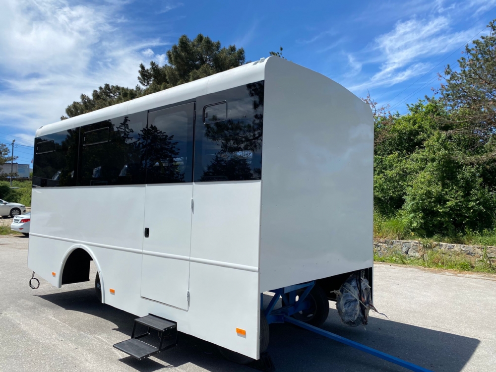 DESERT TYPE BUS CABIN