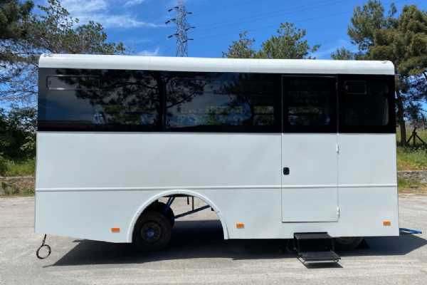 DESERT TYPE BUS CABIN