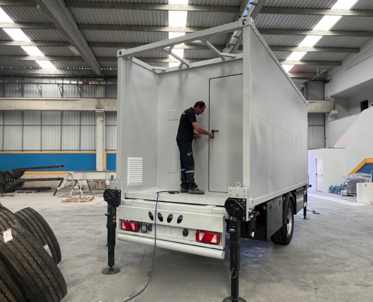 Orbital Tracking Radar Shelter and Carrier Trailer